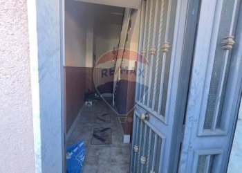 Hall / corridoio - Casa indipendente Via Delle Gemme
 
73, Catania - foto 2