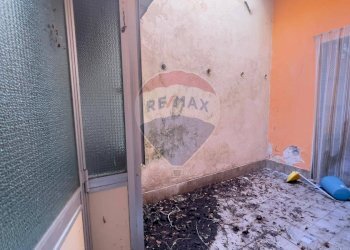 Stanza vuota - Casa indipendente Via Delle Gemme
 
73, Catania - foto 8