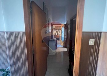 Hall / corridoio - Casa indipendente Via Delle Gemme
 
73, Catania - foto 20