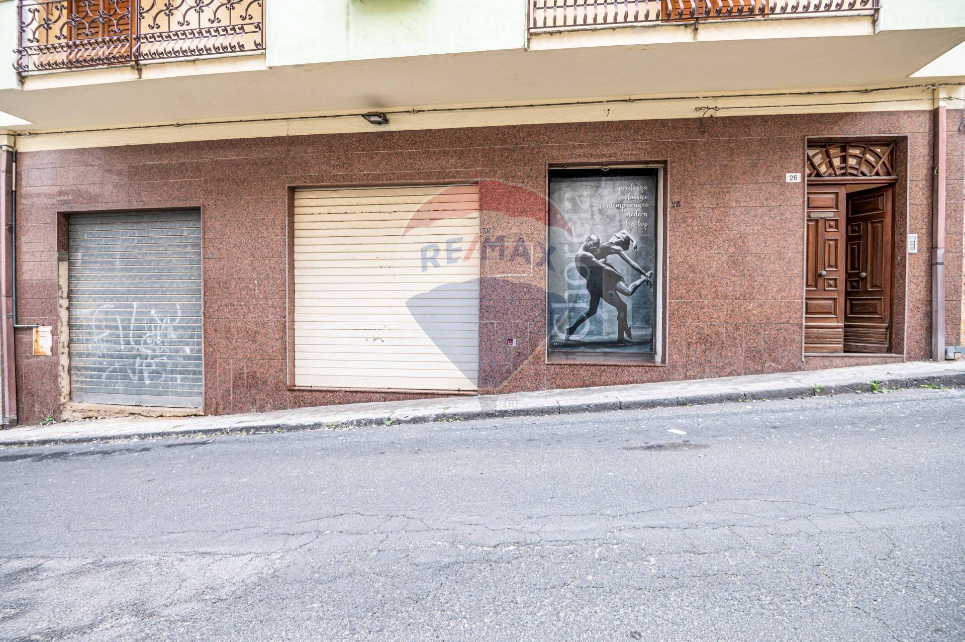 Edificio all\'aperto - Casa indipendente Via Giuseppe Garibaldi
 
26, Mirabella Imbaccari - foto 2