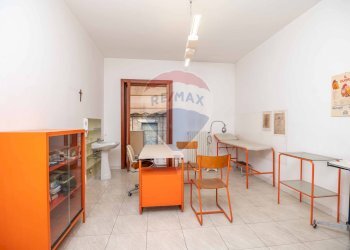 Sala da pranzo - Casa indipendente Via Giuseppe Garibaldi
 
26, Mirabella Imbaccari - foto 13