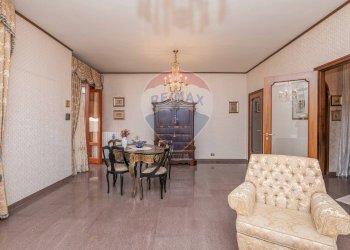 Sala da pranzo - Casa indipendente Via Giuseppe Garibaldi
 
26, Mirabella Imbaccari - foto 22