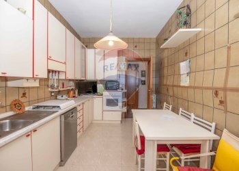 Cucina - Casa indipendente Via Giuseppe Garibaldi
 
26, Mirabella Imbaccari - foto 30