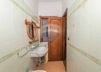 Bagno - Casa indipendente Via Giuseppe Garibaldi
 
26, Mirabella Imbaccari - foto 32