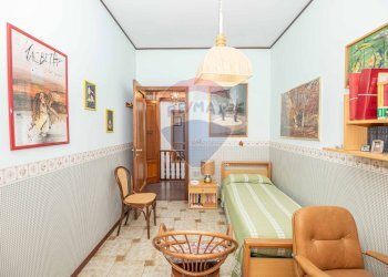 Camera / camera da letto - Casa indipendente Via Giuseppe Garibaldi
 
26, Mirabella Imbaccari - foto 46