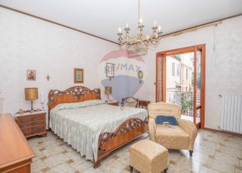 Camera / camera da letto - Casa indipendente Via Giuseppe Garibaldi
 
26, Mirabella Imbaccari - foto 47