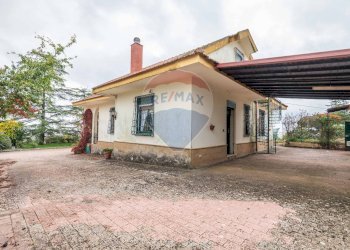 Casa all\'aperto - Villa Contrada Rasalgone
 
snc, Piazza Armerina - foto 34