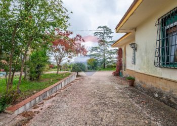 Casa all\'aperto - Villa Contrada Rasalgone
 
snc, Piazza Armerina - foto 42