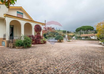 Casa all\'aperto - Villa Contrada Rasalgone
 
snc, Piazza Armerina - foto 70