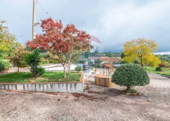 Giardino - Villa Contrada Rasalgone
 
snc, Piazza Armerina - foto 74