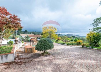 Giardino - Villa Contrada Rasalgone
 
snc, Piazza Armerina - foto 75