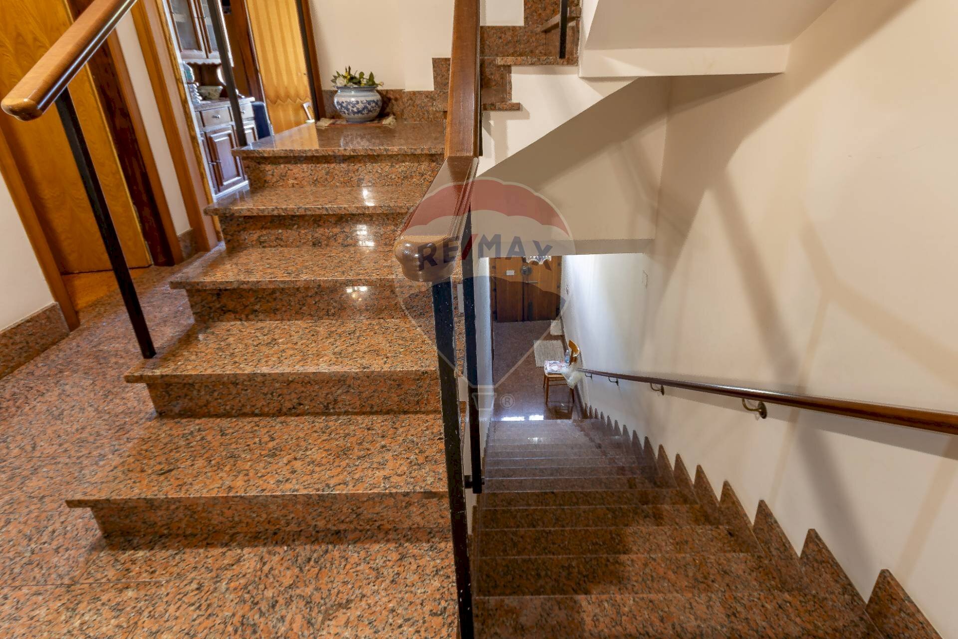 Scale - Casa indipendente Via Francesco Petrarca
 
56, Vizzini - foto 2