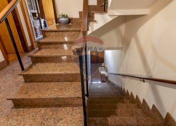 Scale - Casa indipendente Via Francesco Petrarca
 
56, Vizzini - foto 2