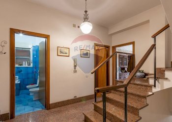 Scale - Casa indipendente Via Francesco Petrarca
 
56, Vizzini - foto 7