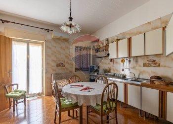 Cucina - Casa indipendente Via Francesco Petrarca
 
56, Vizzini - foto 13