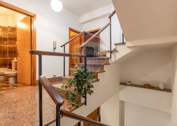 Scale - Casa indipendente Via Francesco Petrarca
 
56, Vizzini - foto 18