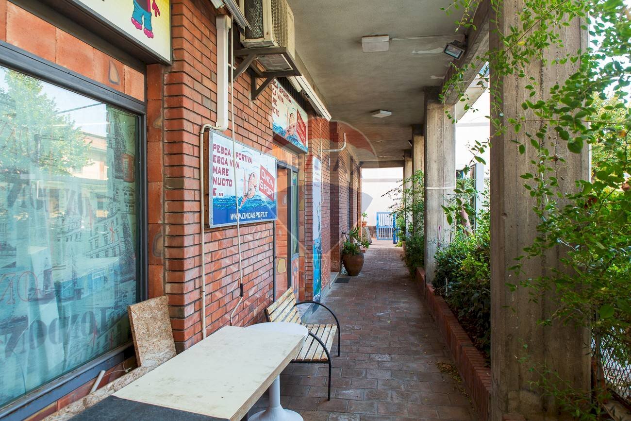 Terrazza - Commercial Premises Viale Della Regione
 
106, San Giovanni la Punta - photo 3