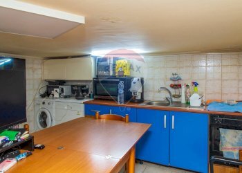 Cucina - Locale Commerciale Viale Della Regione
 
106, San Giovanni la Punta - foto 21