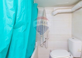 Bagno - Locale Commerciale Viale Della Regione
 
106, San Giovanni la Punta - foto 24