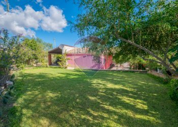 Giardino - Villa Contrada Fontana Pietra SP 37/II
 
snc, Caltagirone - foto 9