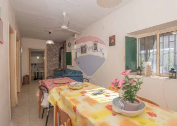 Sala da pranzo - Villa Contrada Fontana Pietra SP 37/II
 
snc, Caltagirone - foto 28