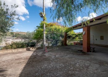 Casa all\'aperto - Villa Contrada Fontana Pietra SP 37/II
 
snc, Caltagirone - foto 67