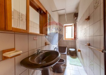 Bagno - Quadrilocale Via Roma
 
29, Bucine - foto 6