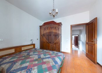 Camera / camera da letto - Quadrilocale Via Roma
 
29, Bucine - foto 13