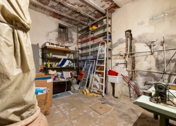 Dispensa di stoccaggio - Quadrilocale Via Roma
 
29, Bucine - foto 19