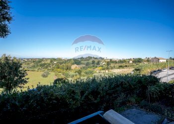 Edificio all\'aperto - Appartamento Via Ugo la Malfa, Cupramontana - foto 7