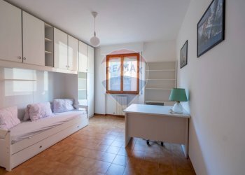 Soggiorno - Appartamento Via Ugo la Malfa, Cupramontana - foto 16