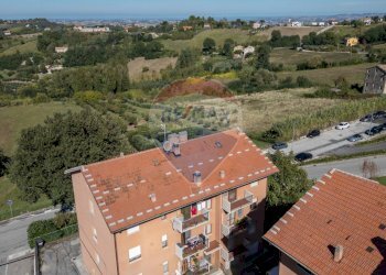 Edificio all\'aperto - Appartamento Via Ugo la Malfa, Cupramontana - foto 23