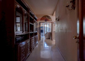 Hall / corridoio - Villa a Schiera viale Zonghi
 
39, Fabriano - foto 4