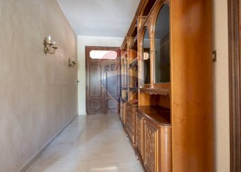 Hall / corridoio - Villa a Schiera viale Zonghi
 
39, Fabriano - foto 11