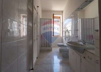 Bagno - Villa a Schiera viale Zonghi
 
39, Fabriano - foto 33