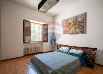 Camera / camera da letto - Villa a Schiera viale Zonghi
 
39, Fabriano - foto 57