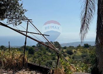 Vista dell\'acqua - Agricultural land via Cisternazza
 
11, Mascali - photo 8