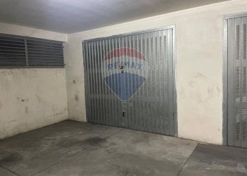 Parcheggio - Box via Maria Gianni
 
38, Catania - foto 6