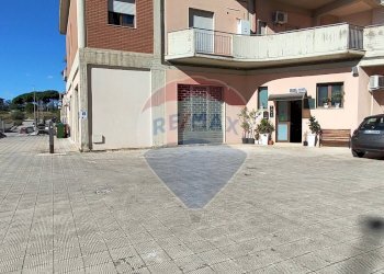 Edificio all\'aperto - Ufficio VIA GIACOMO VACCARO
 
13, Caltagirone - foto 2
