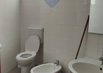 Bagno - Ufficio VIA GIACOMO VACCARO
 
13, Caltagirone - foto 10