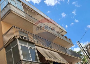 Edificio all\'aperto - Appartamento VIA REGINA DEL CIELO
 
26, Fiumefreddo di Sicilia - foto 5