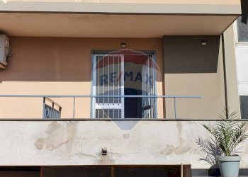 Edificio all\'aperto - Appartamento VIA REGINA DEL CIELO
 
26, Fiumefreddo di Sicilia - foto 13