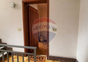 Scale - Appartamento VIA REGINA DEL CIELO
 
26, Fiumefreddo di Sicilia - foto 16