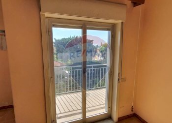 Stanza vuota - Appartamento VIA REGINA DEL CIELO
 
26, Fiumefreddo di Sicilia - foto 22