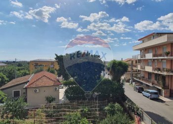 Edificio all\'aperto - Appartamento VIA REGINA DEL CIELO
 
26, Fiumefreddo di Sicilia - foto 24