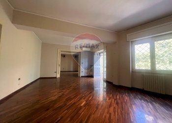 Stanza vuota - Appartamento Via Manzoni
 
216, Napoli - foto 7