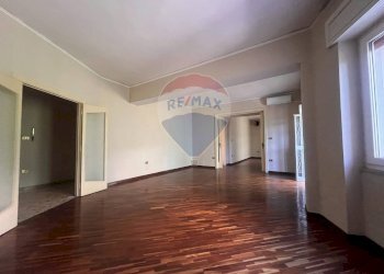 Stanza vuota - Appartamento Via Manzoni
 
216, Napoli - foto 8