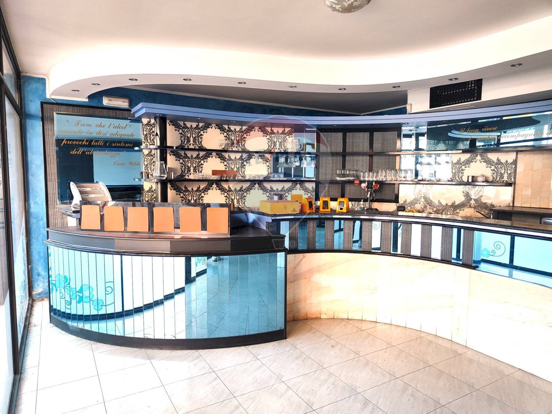 Piscina - Commercial Premises Piazza Alpini, Piancogno - photo 3