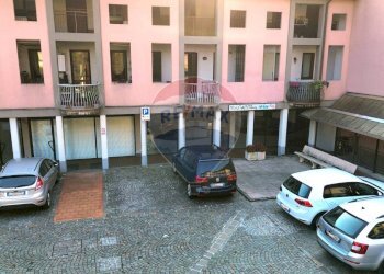 Edificio all\'aperto - Locale Commerciale Piazza Alpini, Piancogno - foto 11