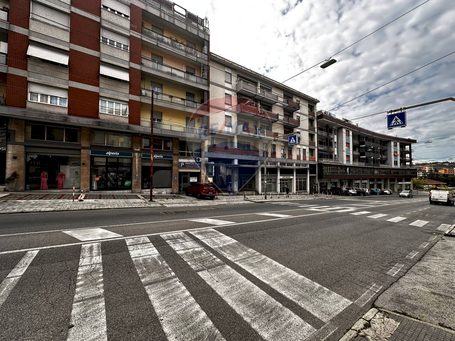 Edificio all\'aperto - Box Ancona - photo 2